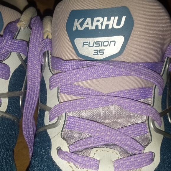 Karhu Fusion 3.5 Women's Shoes, W10.5 Navy/Teal/Silver and Lavender/White Laces - Picture 8 of 13